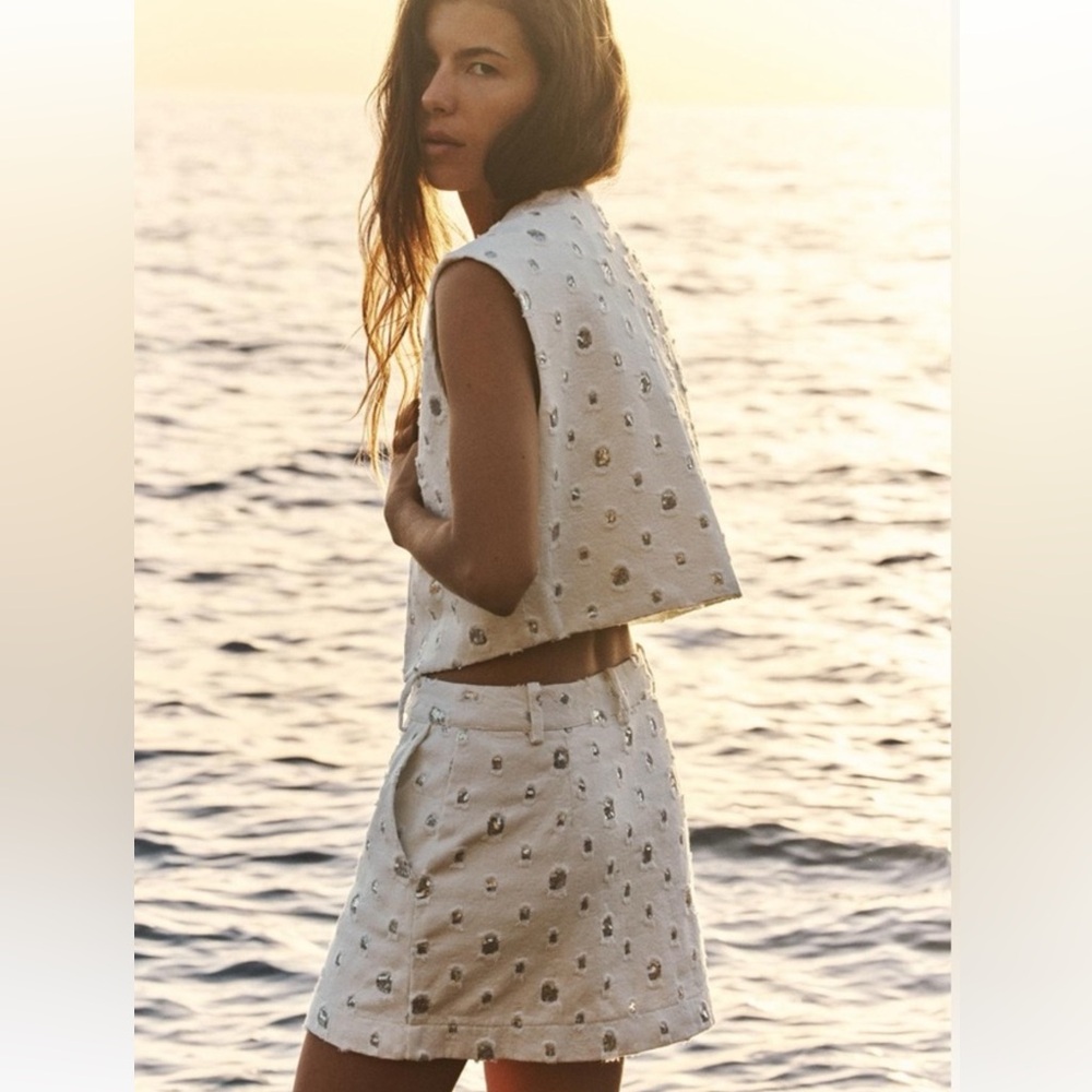 Zara bloggers favorite vest and shorts size s